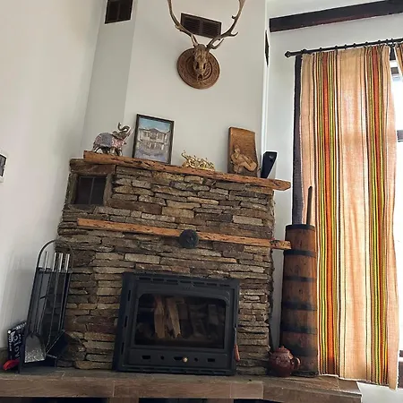 Πανσιόν бялата къща