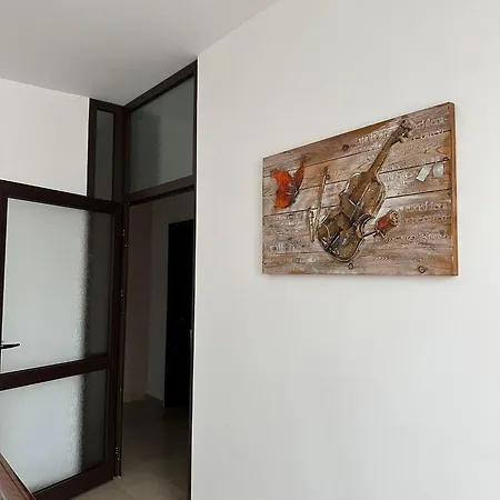 бялата къща 3* Chakalarovo