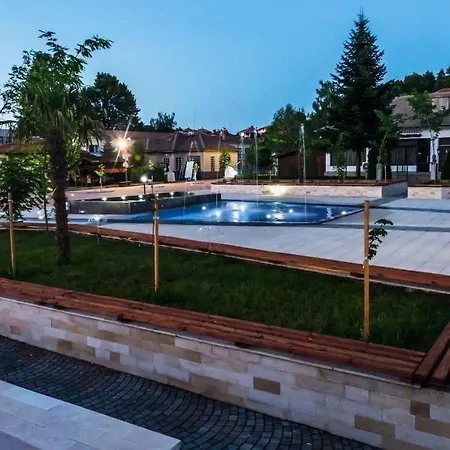 бялата къща Πανσιόν Chakalarovo